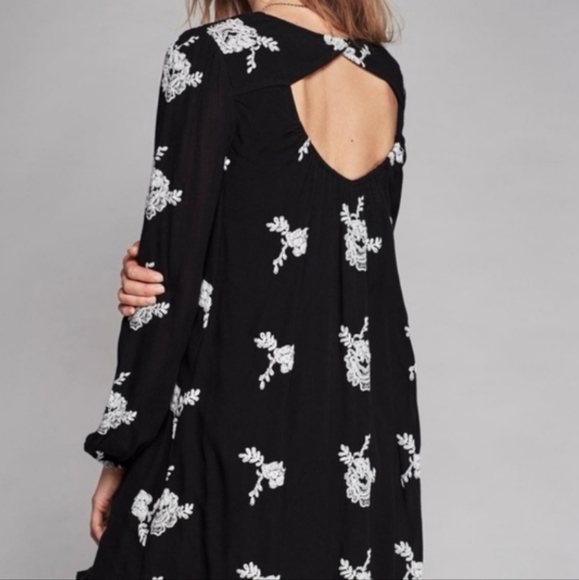 Free People Women's Black White Emroidered Swing Spring Dress - Picture 5 of 7